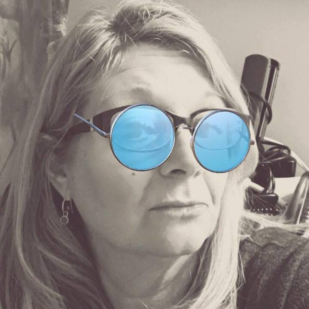 Meet your Posher, Elena
